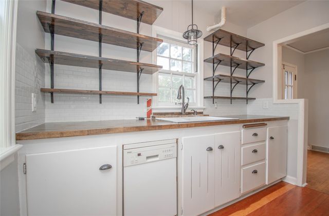 2513 33rd Street, Des Moines, IA 50310