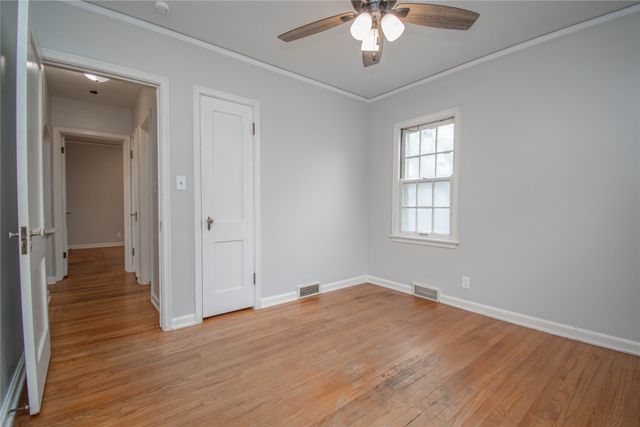 2513 33rd Street, Des Moines, IA 50310