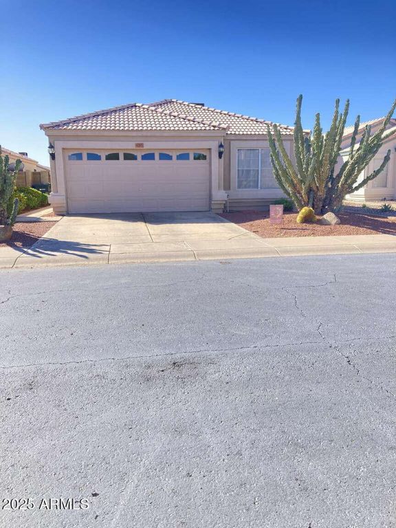 4385 E CAMPO BELLO Drive, Phoenix, AZ 85032