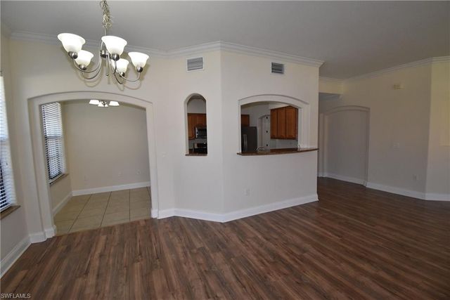 1303 Verde DR 3, Naples, FL 34105