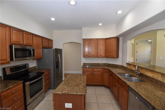 1303 Verde DR 3, Naples, FL 34105