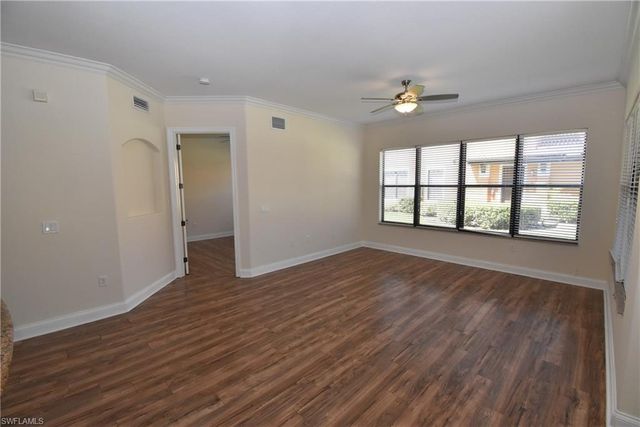 1303 Verde DR 3, Naples, FL 34105