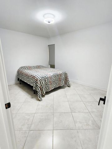 5707 White Hickory Circle, Tamarac, FL 33319