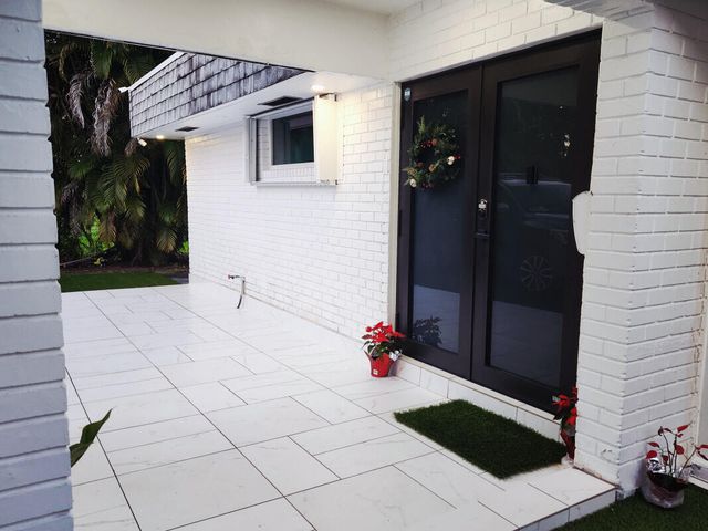 5707 White Hickory Circle, Tamarac, FL 33319