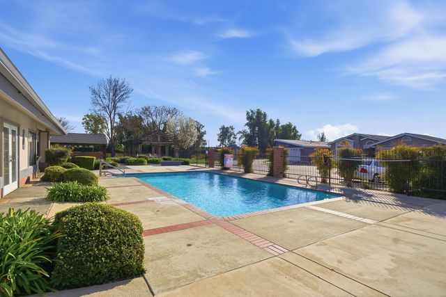 4633 S Terrace Street, Visalia, CA 93277