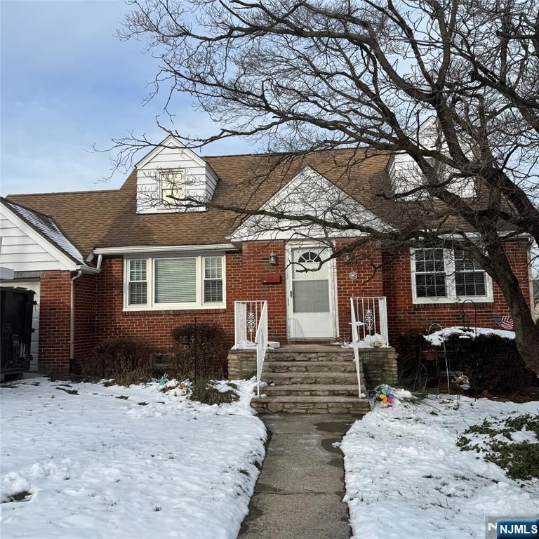 166 Elmwood Drive, Clifton, NJ 07013