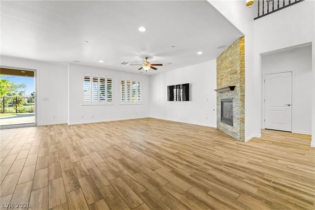 245 Punto Di Vista Drive, Henderson, NV 89011