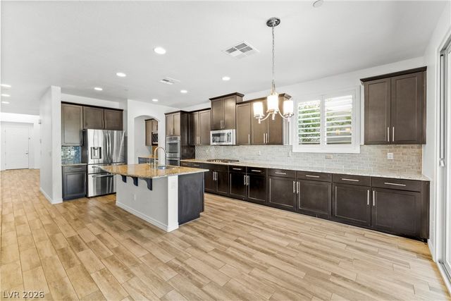 245 Punto Di Vista Drive, Henderson, NV 89011