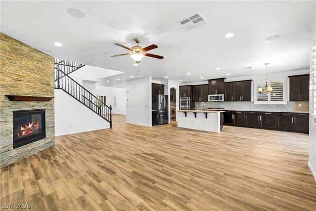245 Punto Di Vista Drive, Henderson, NV 89011