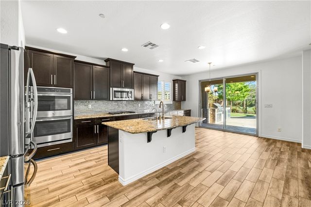 245 Punto Di Vista Drive, Henderson, NV 89011