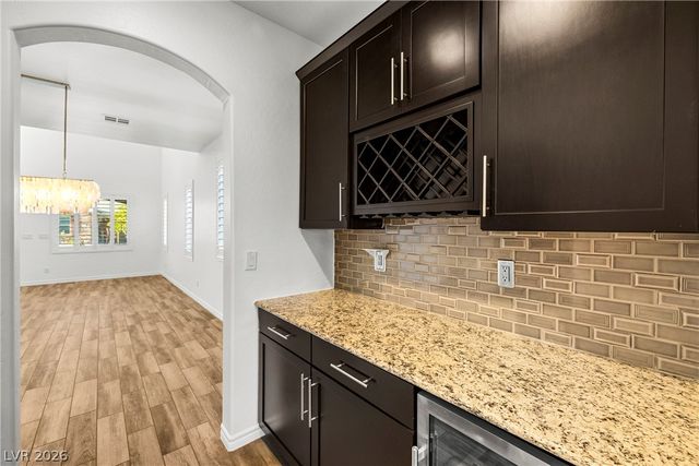 245 Punto Di Vista Drive, Henderson, NV 89011