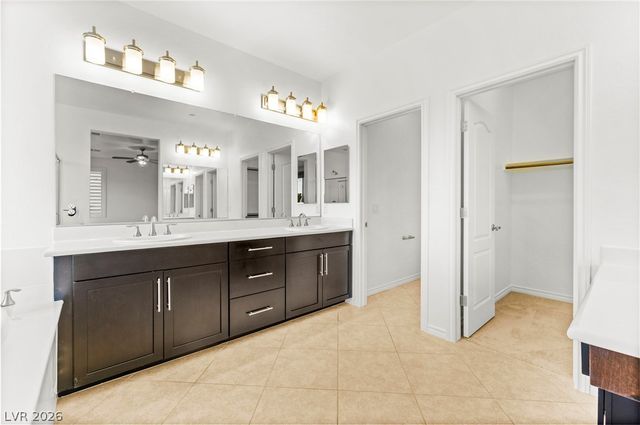 245 Punto Di Vista Drive, Henderson, NV 89011