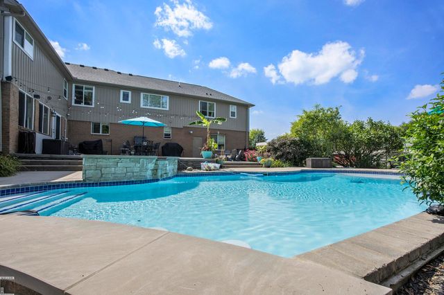 62650 Mound Road, Washington Twp, MI 48094