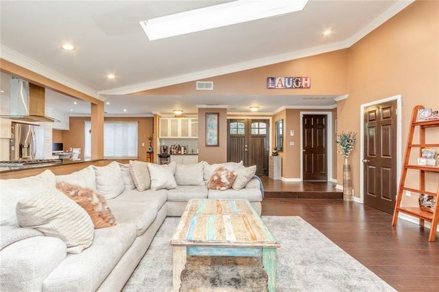 1050 Terramont Drive, Roswell, GA 30076