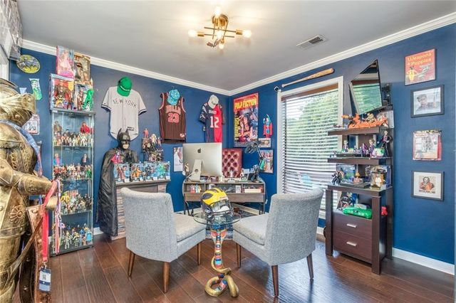 1050 Terramont Drive, Roswell, GA 30076