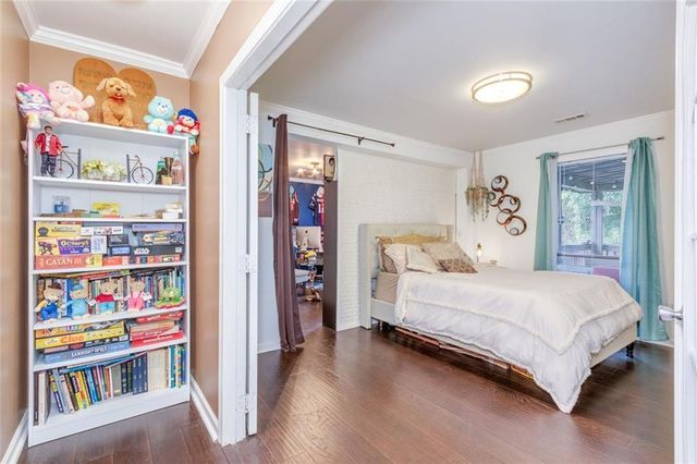 1050 Terramont Drive, Roswell, GA 30076