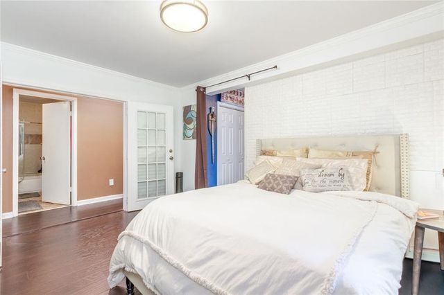 1050 Terramont Drive, Roswell, GA 30076