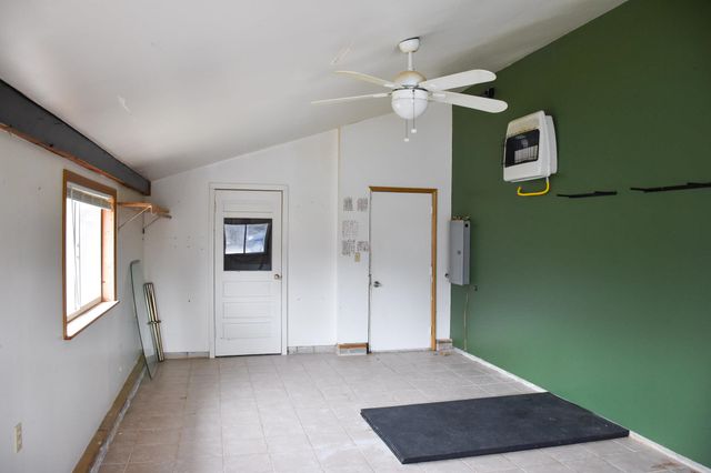 643 Roseland Drive, Bay City, MI 48706