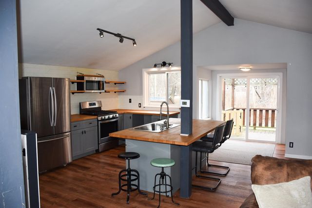 643 Roseland Drive, Bay City, MI 48706