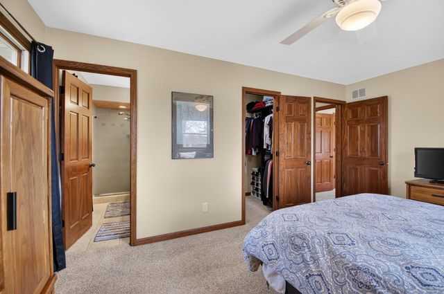 1384 93rd AVENUE, Kenosha, WI 53144