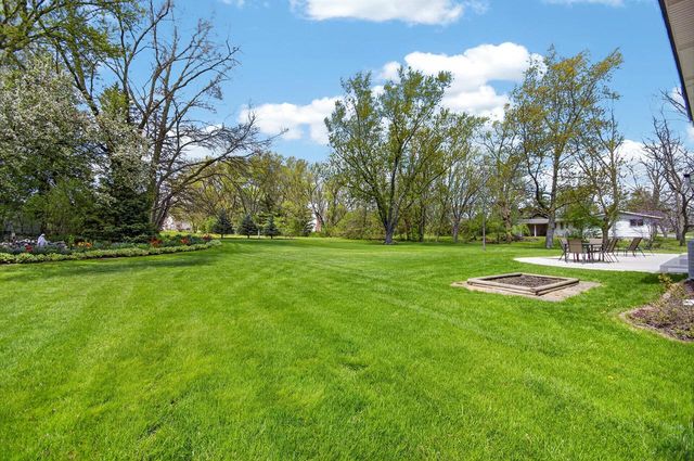 1384 93rd AVENUE, Kenosha, WI 53144