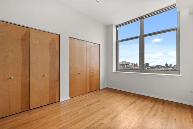 1201 W ADAMS Street 801, Chicago, IL 60607