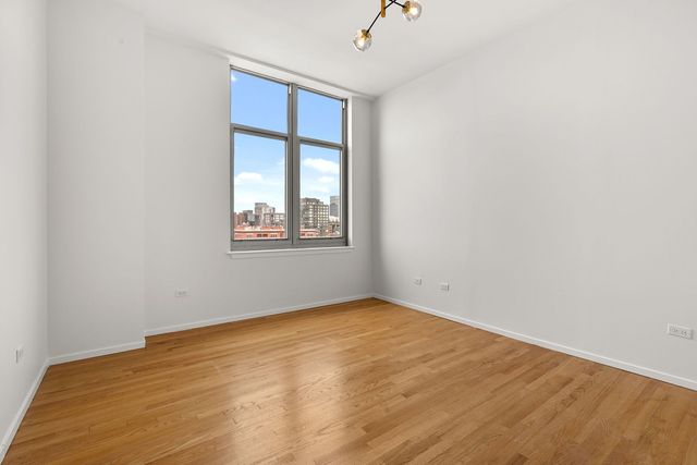 1201 W ADAMS Street 801, Chicago, IL 60607