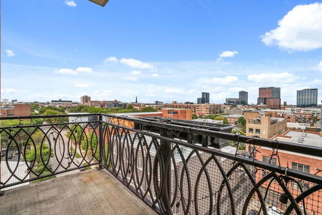 1201 W ADAMS Street 801, Chicago, IL 60607