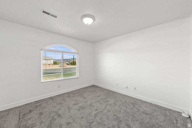 250 E 970 N, Hurricane, UT 84737