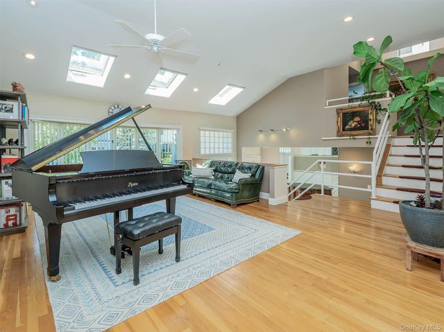 56 Soundview Drive, Port Washington, NY 11050