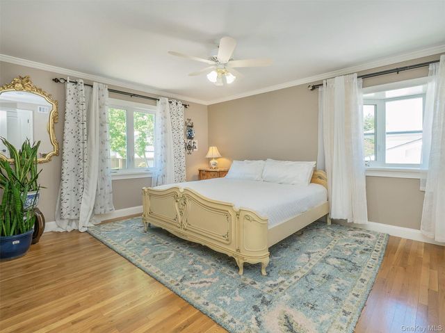 56 Soundview Drive, Port Washington, NY 11050
