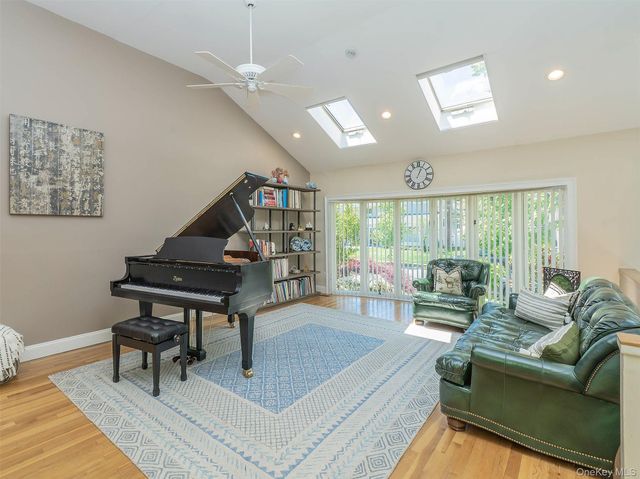 56 Soundview Drive, Port Washington, NY 11050