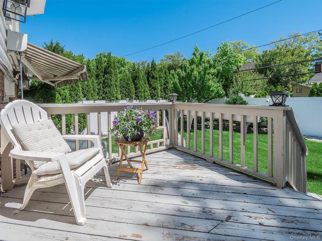 56 Soundview Drive, Port Washington, NY 11050