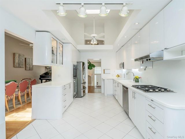 56 Soundview Drive, Port Washington, NY 11050