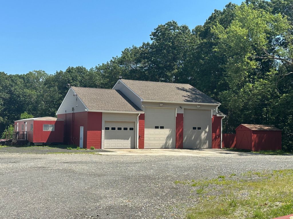 68 Shepard Hill Road, Killingly, CT 06239