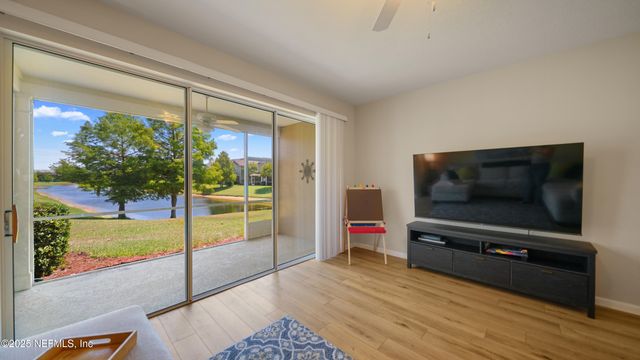 6935 WOODY VINE Drive, Jacksonville, FL 32258
