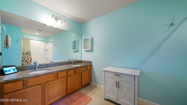 6935 WOODY VINE Drive, Jacksonville, FL 32258