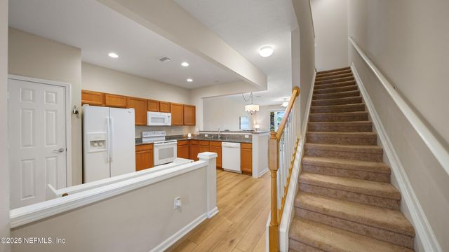 6935 WOODY VINE Drive, Jacksonville, FL 32258