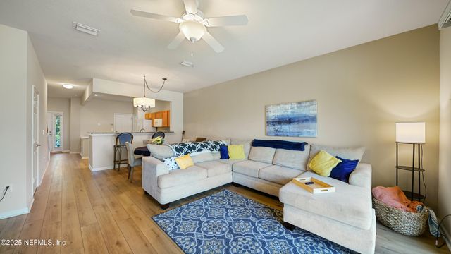6935 WOODY VINE Drive, Jacksonville, FL 32258