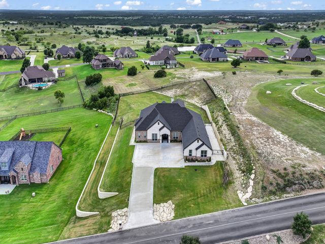 162 Pinnacle Peak Lane, Weatherford, TX 76087