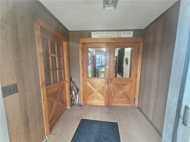 12 Maple Ave, Sodus, NY 14551