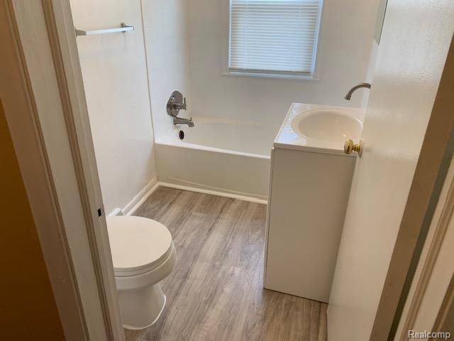 4152 Monroe, Dearborn Heights, MI 48125