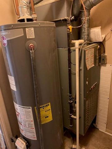 4152 Monroe, Dearborn Heights, MI 48125