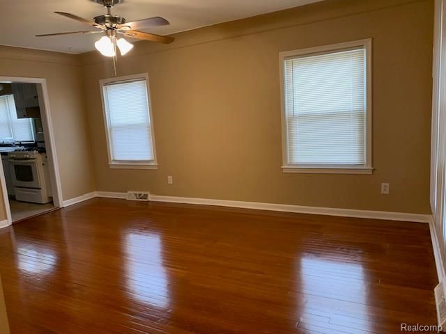 4152 Monroe, Dearborn Heights, MI 48125