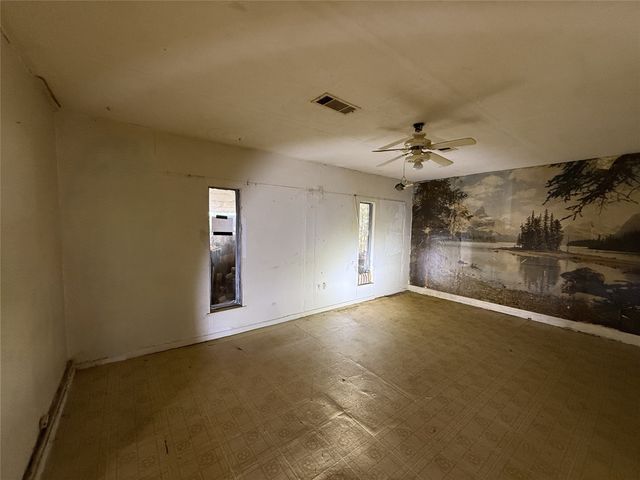 4901 Richardson Street, Fort Worth, TX 76119