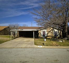 4901 Richardson Street, Fort Worth, TX 76119