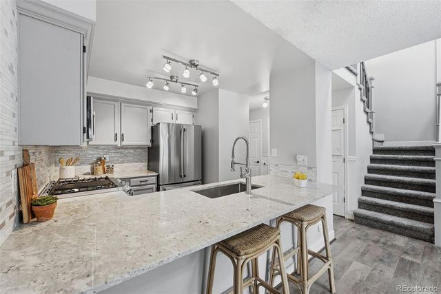 2892 W Long Circle G, Littleton, CO 80120