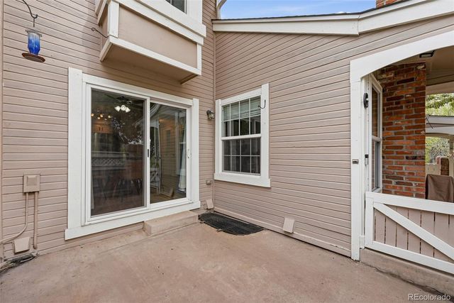 2892 W Long Circle G, Littleton, CO 80120