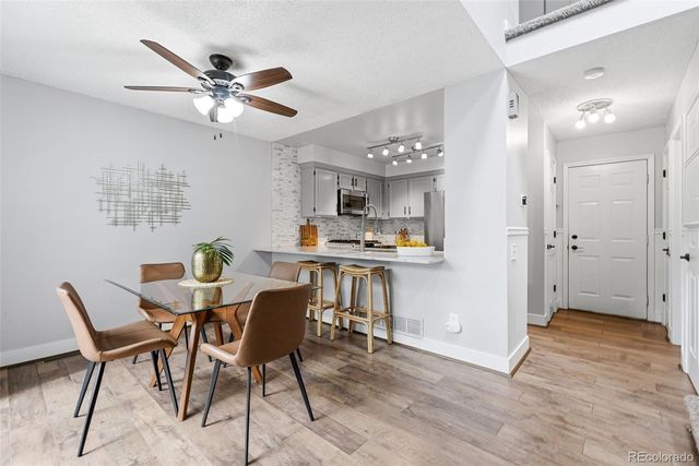 2892 W Long Circle G, Littleton, CO 80120