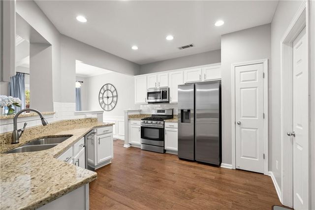 5665 Sterling Court, Cumming, GA 30040